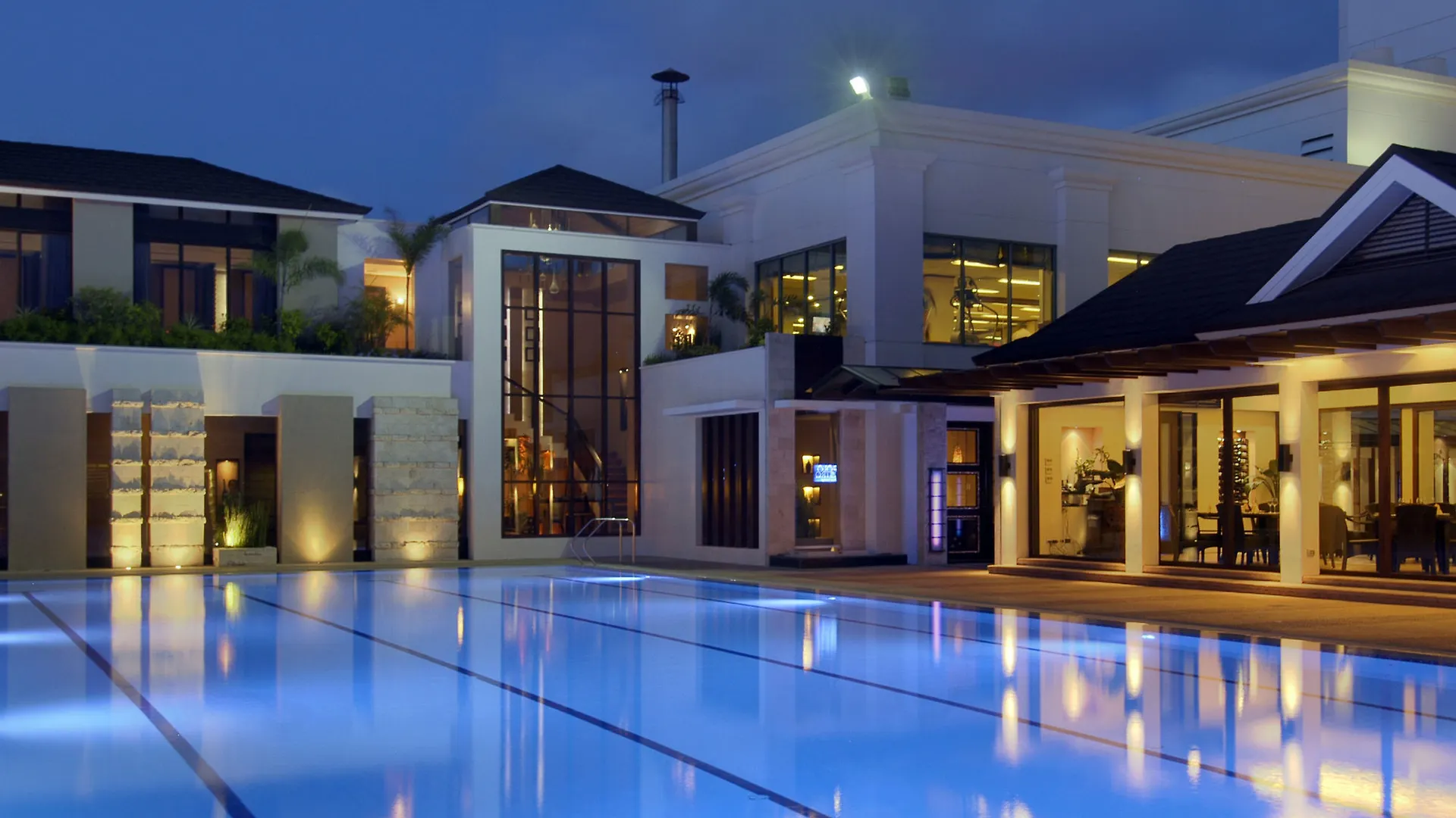 Marco Polo Davao Hotel