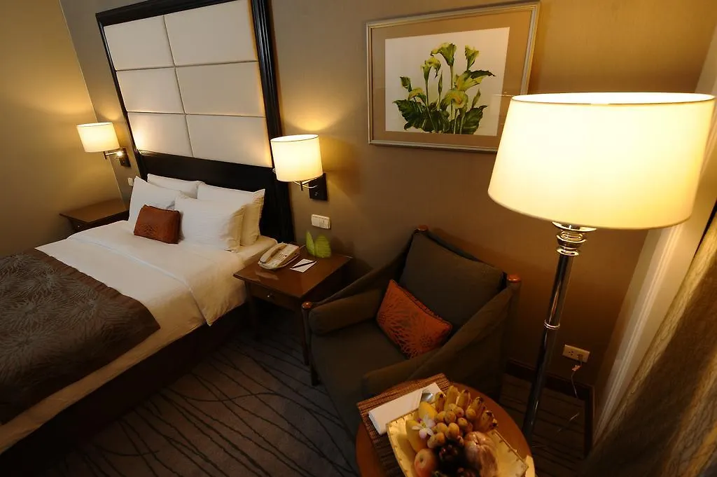 מלון Marco Polo Davao City 5*,  הפיליפינים