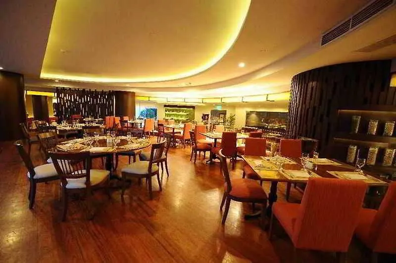 מלון Marco Polo Davao City