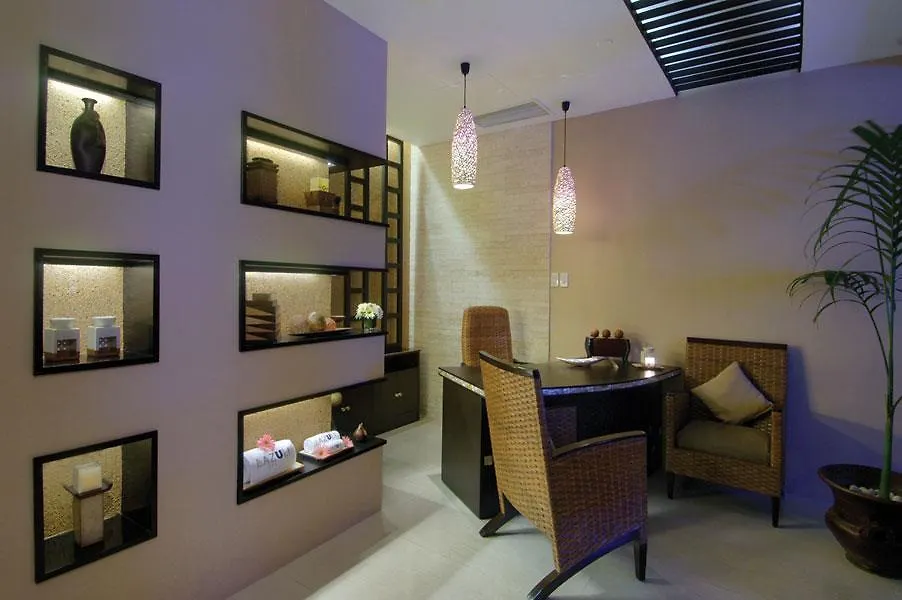 מלון Marco Polo Davao City