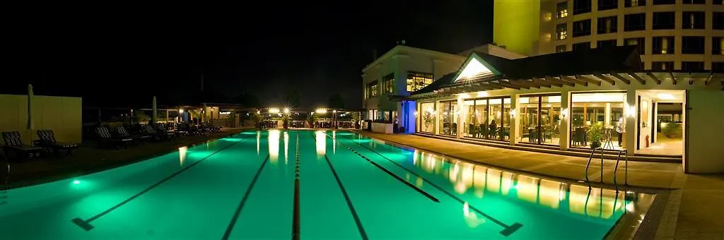 מלון Marco Polo Davao City
